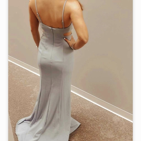 Prom gown - Picture 3 of 5